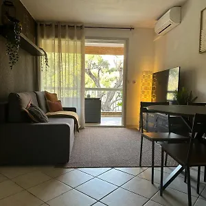 Appartement Santa Barbara Avec Piscine Et A 750m De La, Cavalaire-sur-Mer