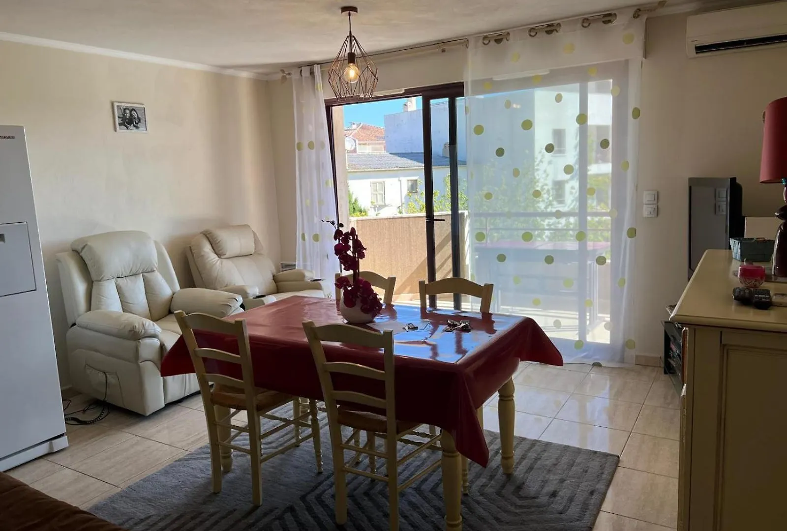 T2 Climatise Au Coeur De Cavalaire, Avec Terrasse, Garage, Proche Des Plages Et Commerces- Onda Di Mar 0*, Cavalaire-sur-Mer France